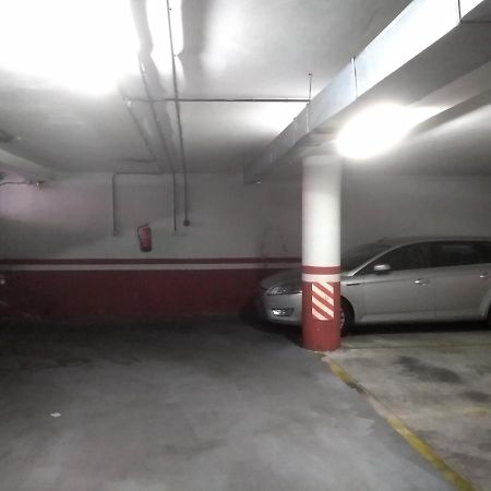 Luz De Leon Con Opcion De Parking Apartment Exterior photo